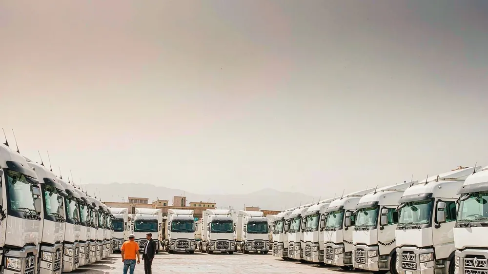 الجزائر تحتاج 500 ألف سيارة سنويًا لكنها تستورد 96 ألفًا فقط: ما يعيق السيارات الصينية ليس السعر