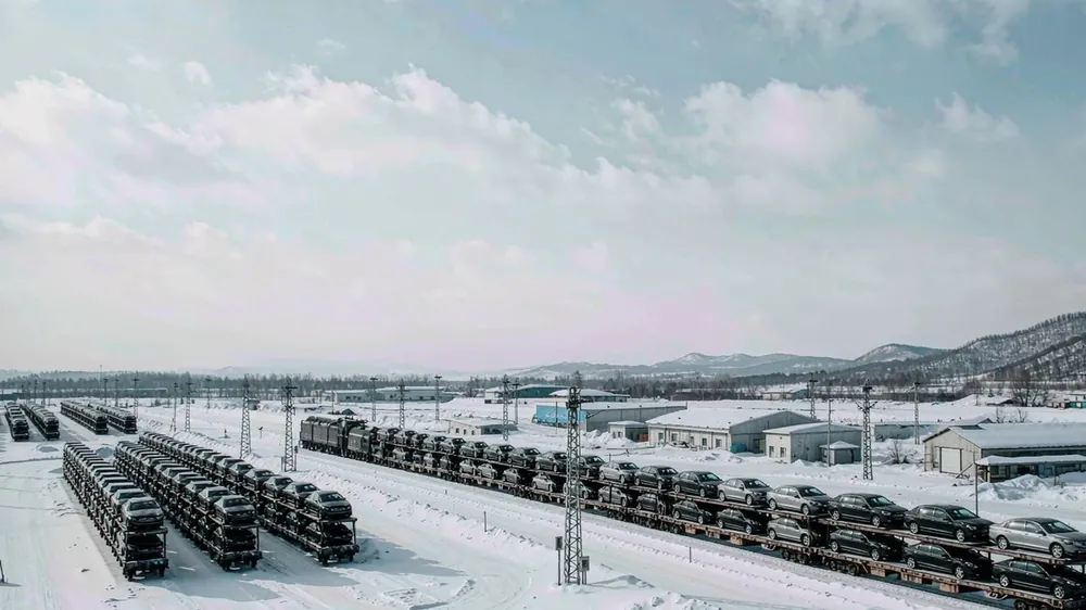 Bielorrusia compra 1.500 M$ en autos chinos: comprador 16