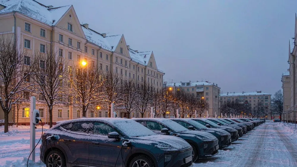 Rusia: 3.200 eléctricos, +155%, cuatro marcas chinas