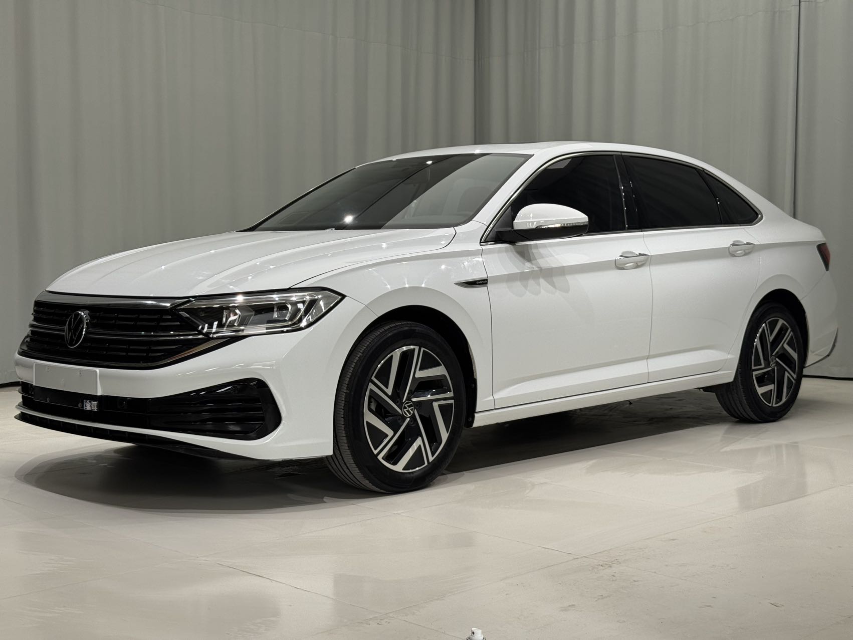 Volkswagen Sagitar 2023 ed.