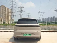 Li Auto L6 موديل 2024