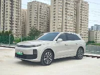 Li Auto L6 موديل 2024