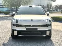 Lynk & Co سلسلة 900 موديل 2025