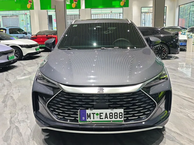 BYD تانج للطاقة الجديدة موديل 2025