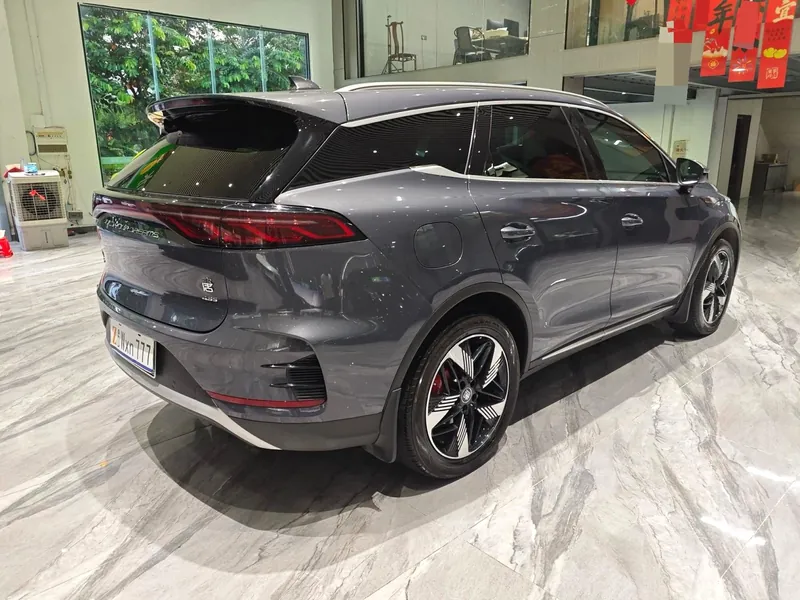 BYD تانج للطاقة الجديدة موديل 2025