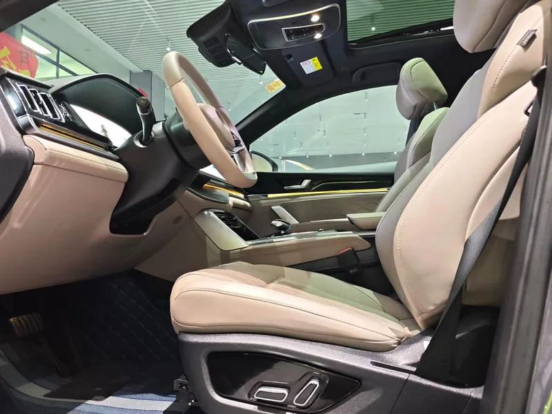BYD تانج للطاقة الجديدة موديل 2025