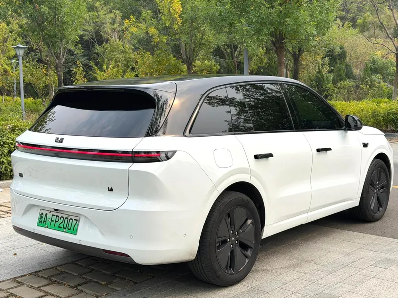 Li Auto لي أوتو L6 موديل 2025