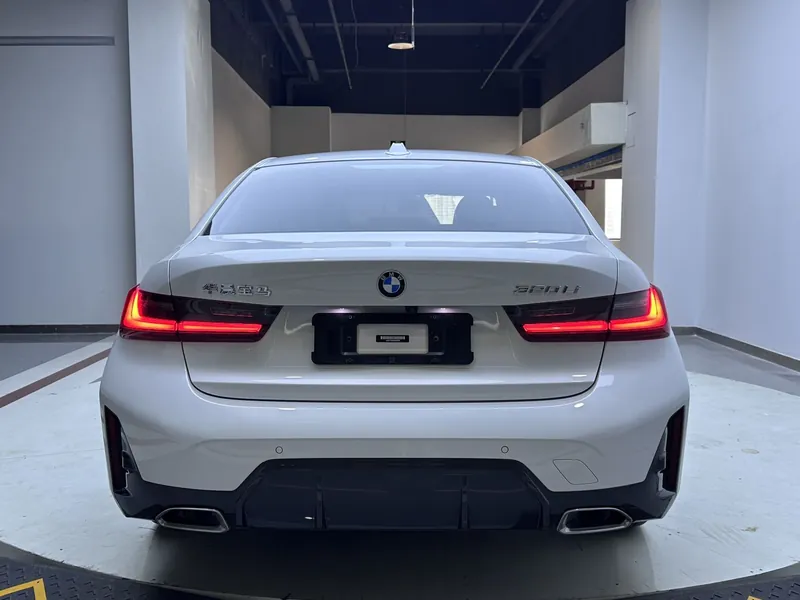 BMW الفئة الثالثة موديل 2023