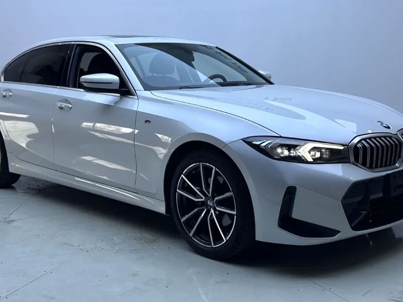 BMW الفئة الثالثة موديل 2023