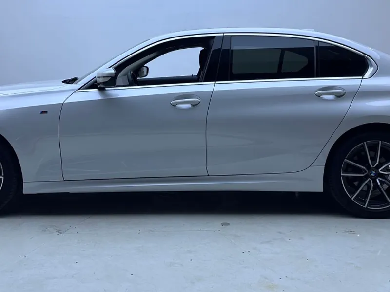 BMW الفئة الثالثة موديل 2023