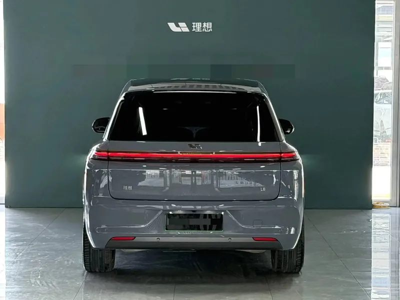 Li Auto لي L8 موديل 2025