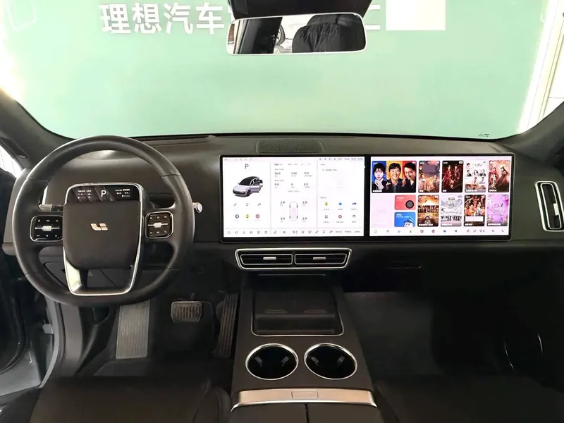 Li Auto لي L8 موديل 2025