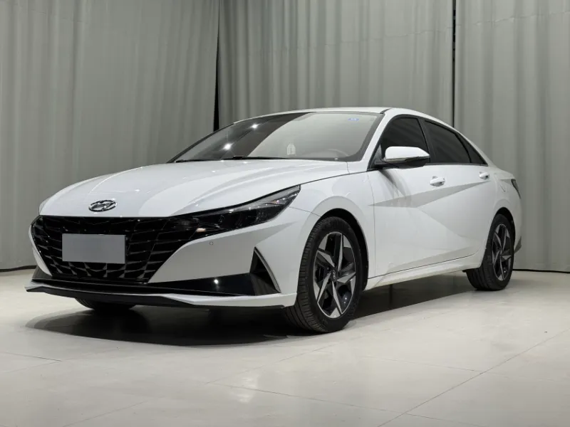 Hyundai Elantra 2022 ed.